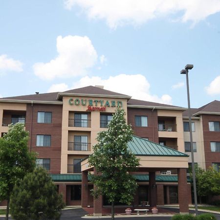 Courtyard Chicago Bloomingdale Hotel Exterior photo